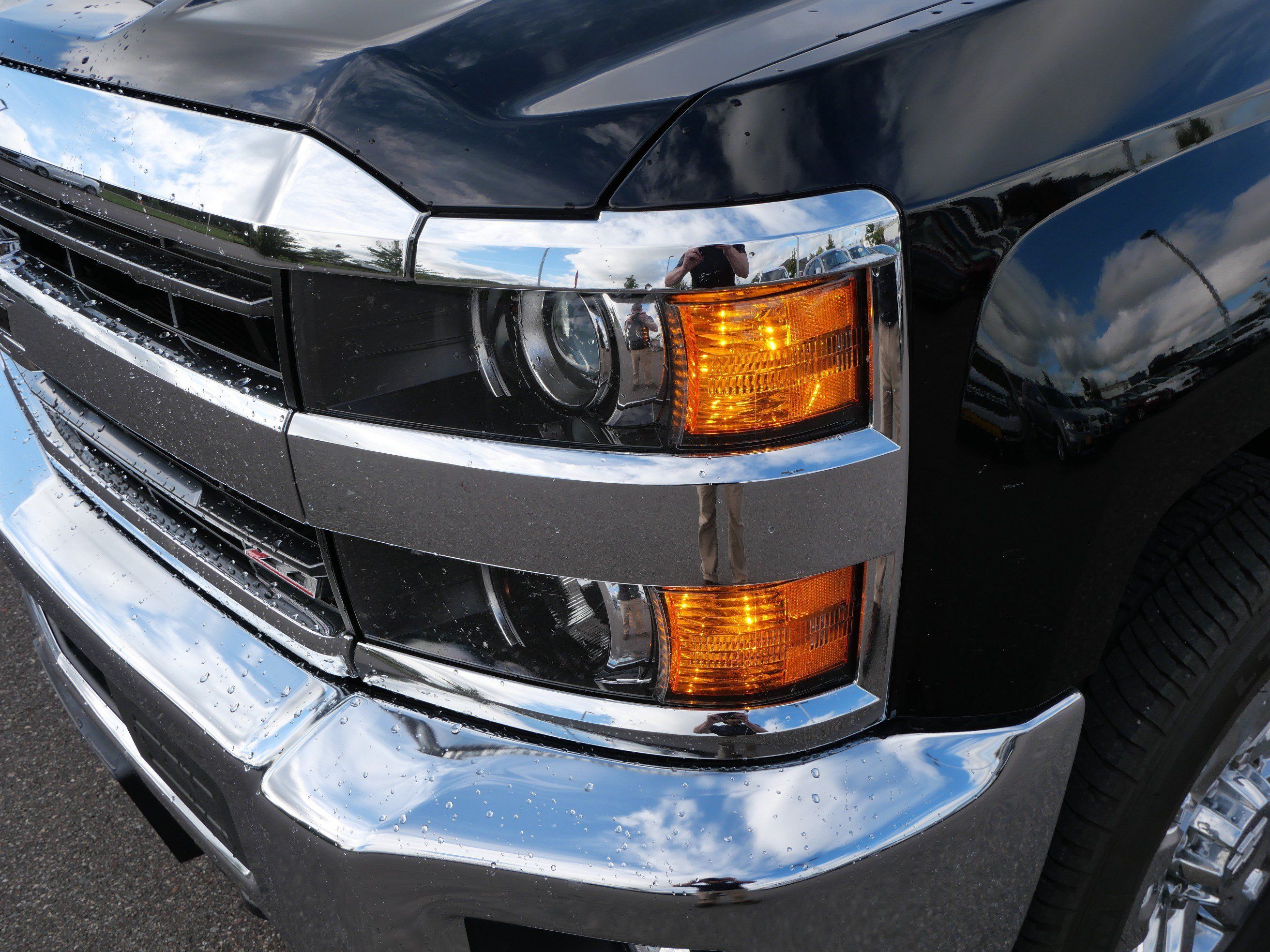 Used 2019 Chevrolet Silverado 3500 LTZ w/ LTZ Plus Package AWD/4WD image 15