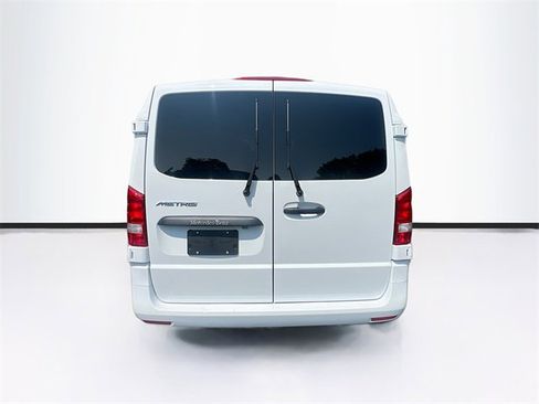 New 2023 Mercedes-Benz Metris Passenger image 7