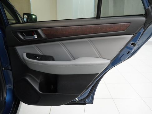 Used 2019 Subaru Outback 2.5i Limited w/ Popular Package #2 image 30