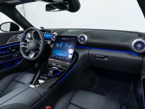 New 2026 Mercedes-Benz SL 43 AMG image 15