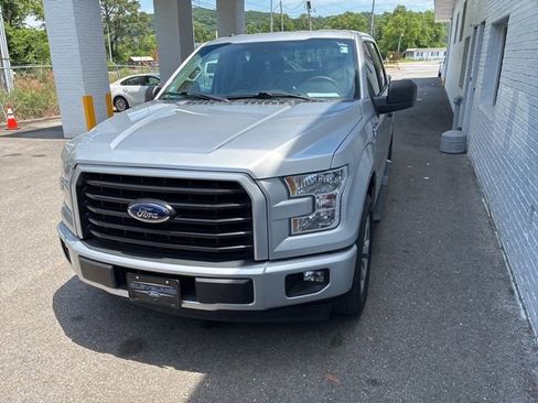 Used 2017 Ford F150 XL w/ Equipment Group 101A Mid RWD image 3