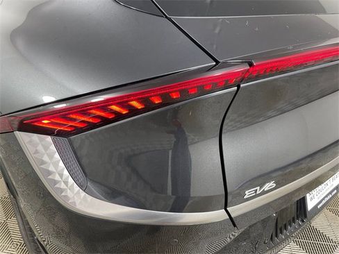 Certified 2023 Kia EV6 Wind image 21