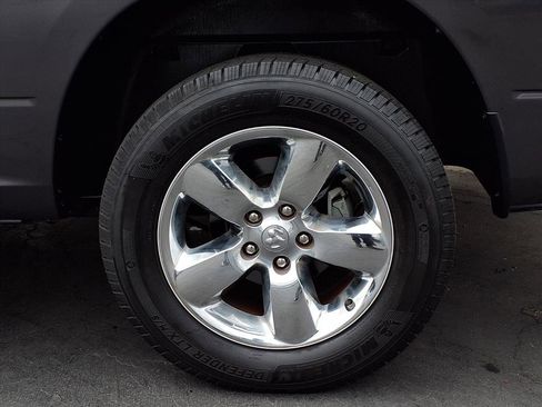 Used 2018 RAM 1500 Express w/ Express Value Package image 4