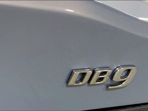 Used 2013 Aston Martin DB9 Volante RWD image 29