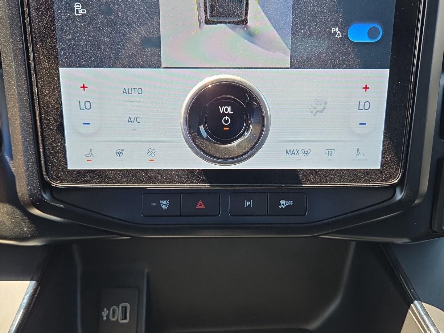 New 2025 Ford F150 Lightning Flash AWD/4WD image 16