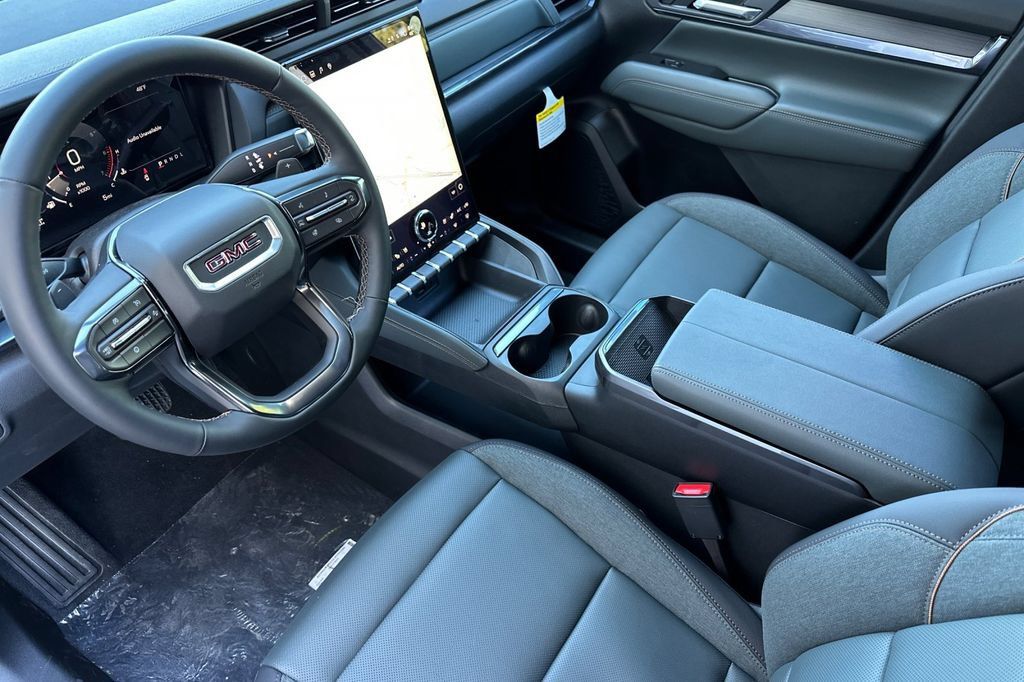 New 2026 GMC Terrain AT4 w/ Convenience Package III AWD/4WD image 4