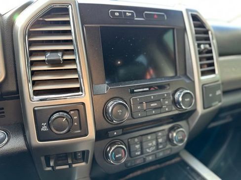 Used 2017 Ford F250 Lariat w/ Lariat Ultimate Package image 11