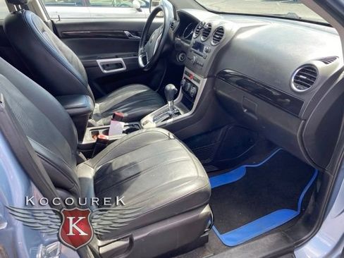 Used 2013 Chevrolet Captiva Sport LTZ FWD image 7