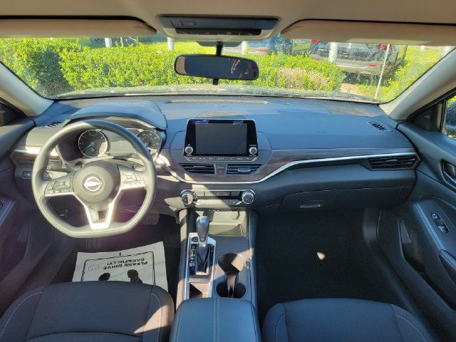 Used 2026 Nissan Altima 2.5 SV FWD image 10