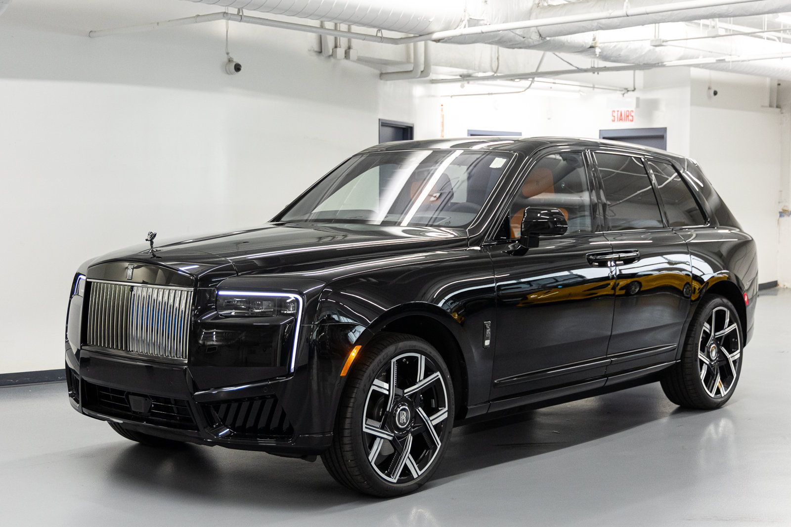 New 2027 Rolls-Royce Cullinan Black Badge AWD/4WD image 1