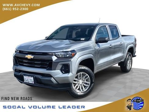 Certified 2025 Chevrolet Colorado LT w/ Advanced Trailering Package image 1