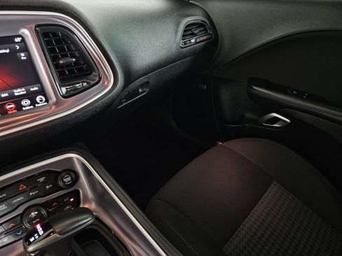 Used 2020 Dodge Challenger R/T Scat Pack RWD image 8