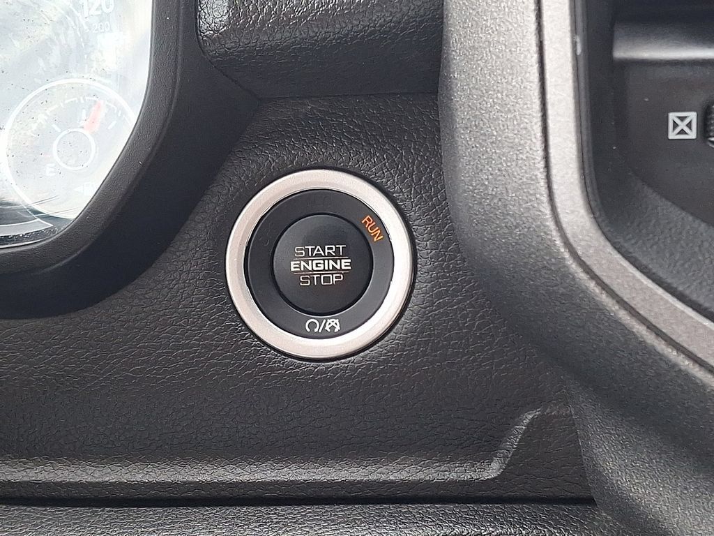 Used 2024 RAM 1500 Tradesman AWD/4WD image 22