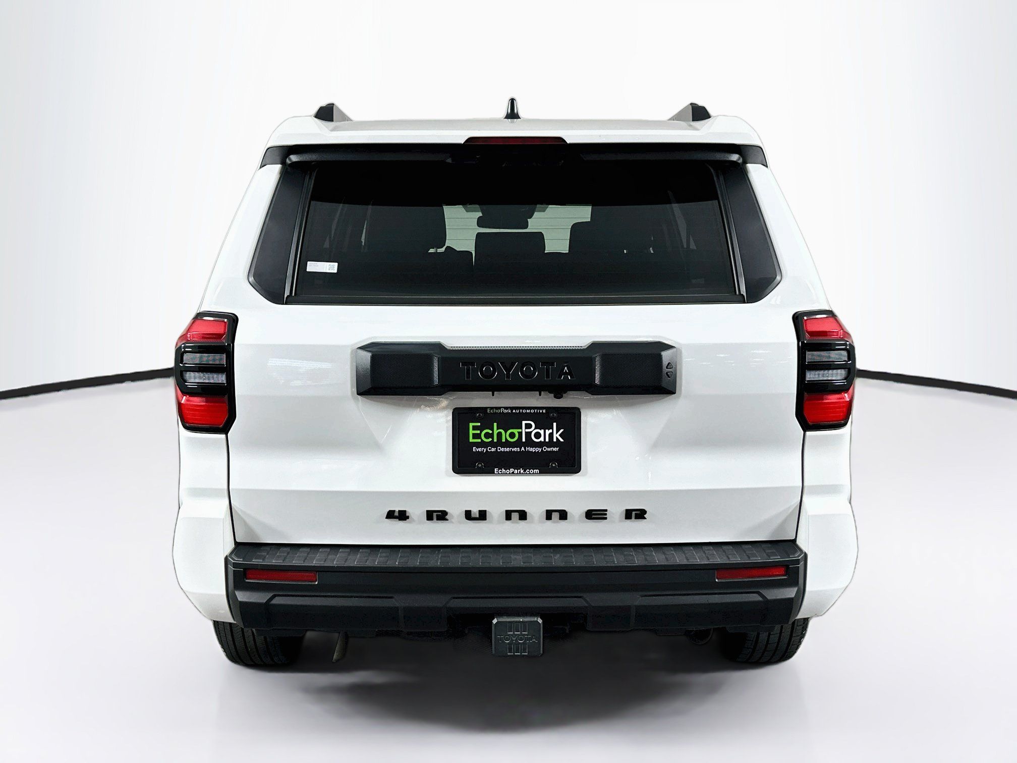 Used 2025 Toyota 4Runner SR5 AWD/4WD image 7