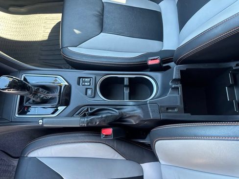 Used 2019 Subaru Crosstrek 2.0i Limited w/ Moonroof Package w/Navigation AWD/4WD image 20