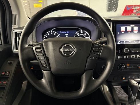 New 2026 Nissan Frontier SV w/ Tow Package AWD/4WD image 18
