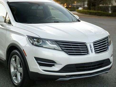 Used 2016 Lincoln MKC Premiere image 3