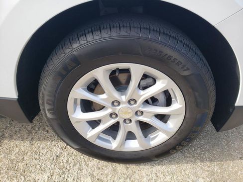 Used 2021 Chevrolet Equinox LT image 47