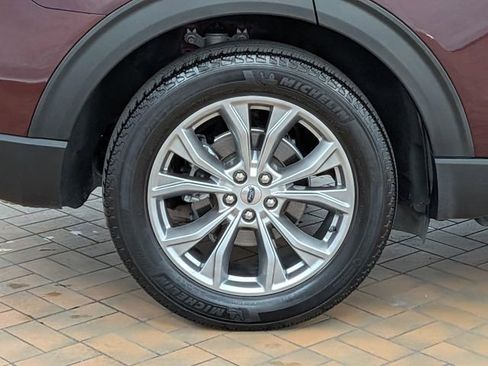 Used 2022 Ford Explorer XLT w/ Equipment Group 202A image 10