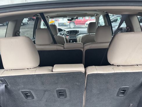 Used 2020 Honda Pilot EX-L image 6