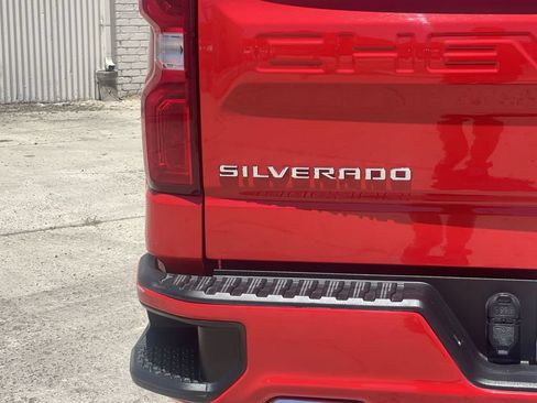 Used 2021 Chevrolet Silverado 1500 RST AWD/4WD image 30