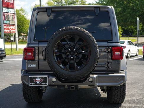 Used 2021 Jeep Wrangler Unlimited Sahara AWD/4WD image 19