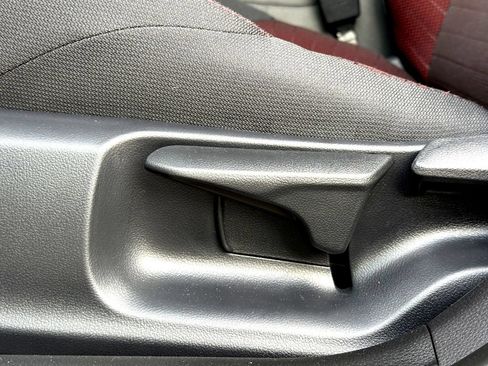 Used 2026 Toyota Corolla SE FWD image 13