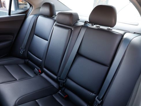 Used 2016 Acura TLX V6 image 11