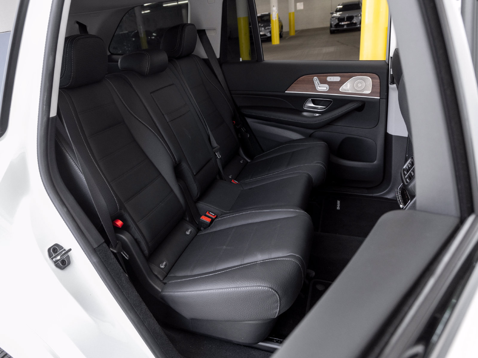 Certified 2026 Mercedes-Benz GLS 450 4MATIC image 25