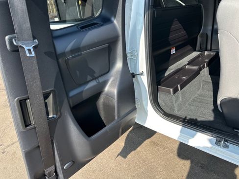 Used 2023 Toyota Tacoma SR image 14