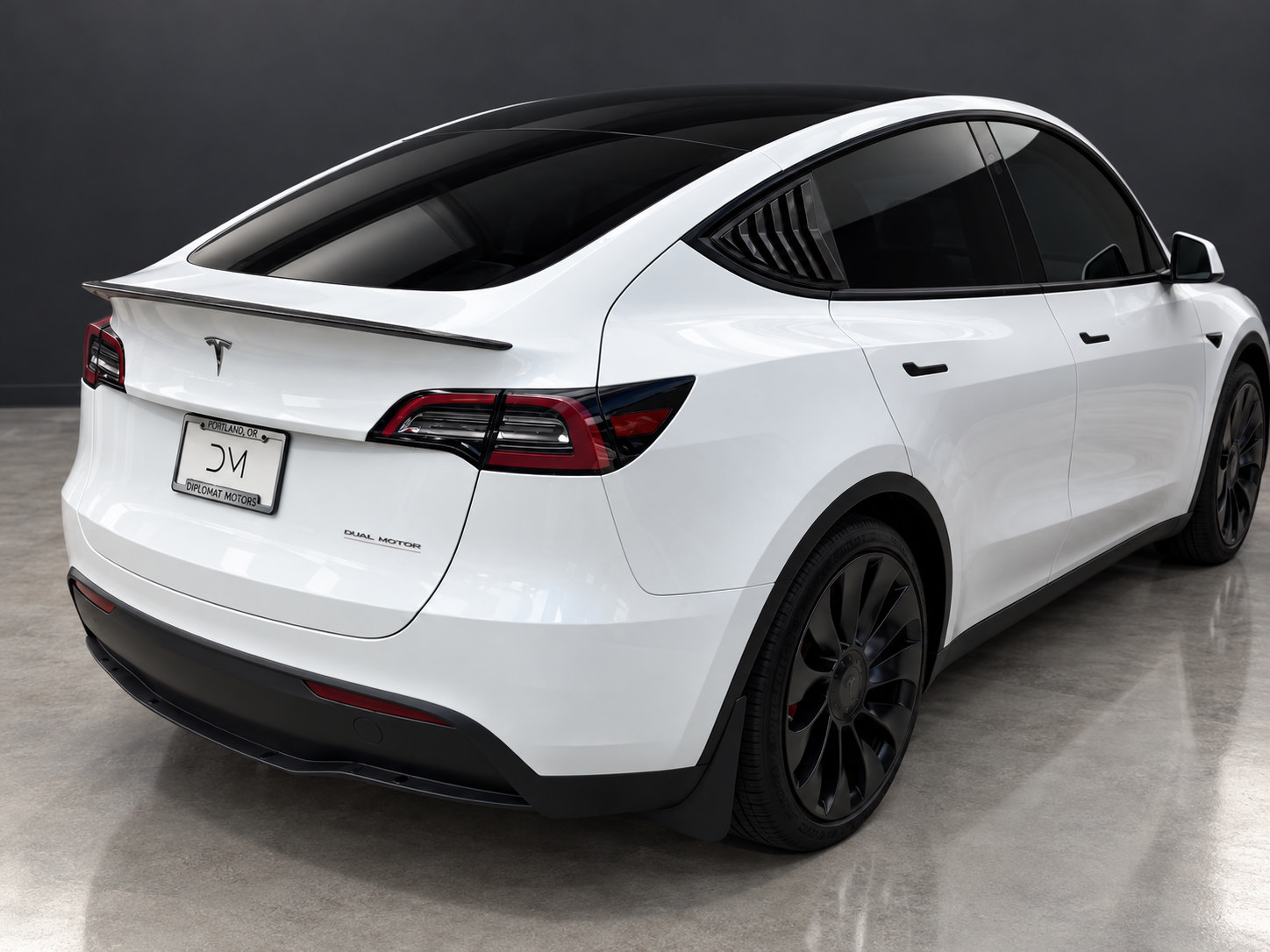 Used 2023 Tesla Model Y Performance AWD/4WD image 4