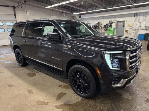 New 2026 GMC Yukon XL Elevation AWD/4WD image 8