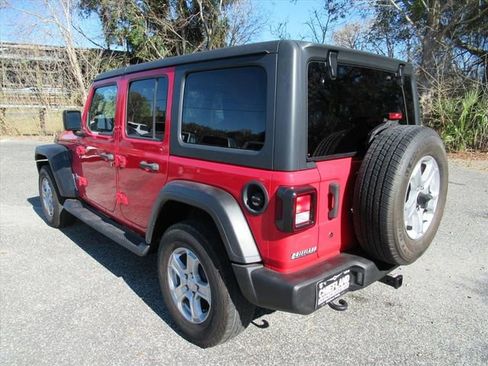 Used 2019 Jeep Wrangler Unlimited Sport S image 5