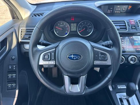 Used 2017 Subaru Forester 2.5i Premium w/ All-Weather Package image 8