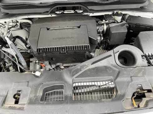 Used 2023 Honda Pilot Touring image 26