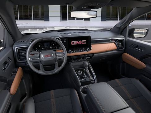 New 2026 GMC Canyon AT4 w/ Nightfall Edition AWD/4WD image 18