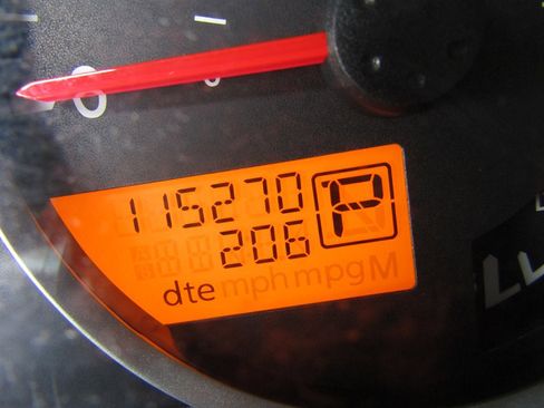 Used 2012 Nissan Frontier SL w/ Moonroof Pkg image 12