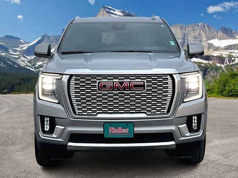 Used 2024 GMC Yukon XL Denali image 3