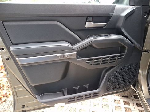 New 2026 Toyota Tacoma TRD Off-Road AWD/4WD image 8