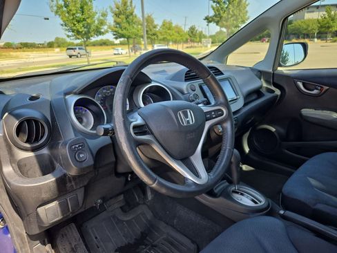 Used 2009 Honda Fit Sport image 2