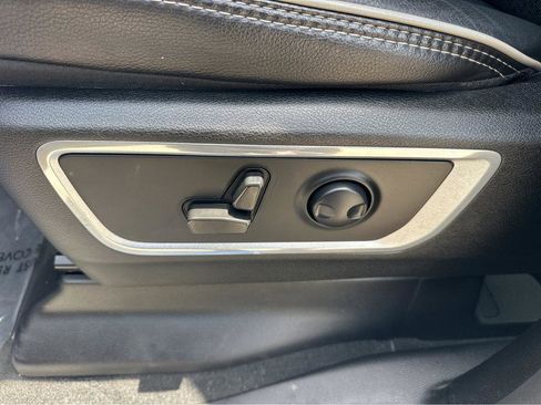 Used 2022 RAM 1500 Laramie AWD/4WD image 34