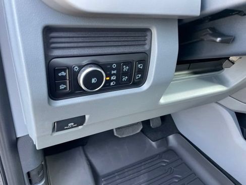 New 2026 Ford F250 XLT w/ XLT Premium Package AWD/4WD image 31