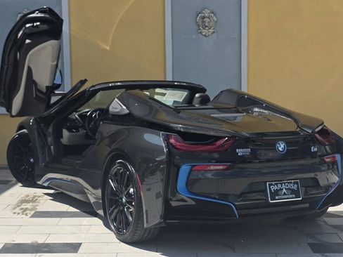 Used 2019 BMW i8 Roadster AWD/4WD image 22