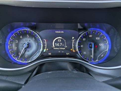 New 2026 Chrysler Pacifica Select image 23