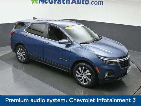 Used 2024 Chevrolet Equinox LT image 3