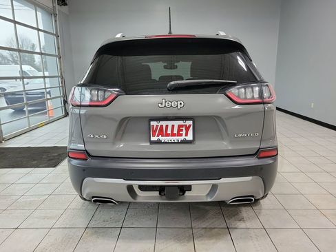 Used 2019 Jeep Cherokee Limited w/ Luxury Group image 6