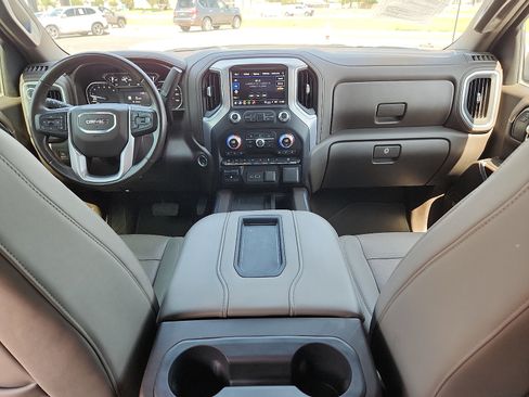 Used 2021 GMC Sierra 1500 SLT RWD image 11