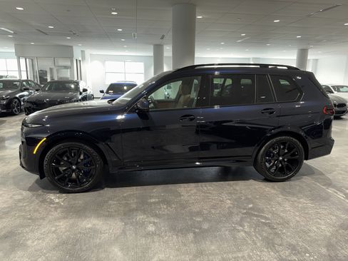 New 2026 BMW X7 xDrive40i w/ M Sport Package image 4