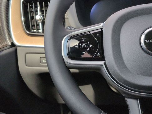 New 2026 Volvo XC60 B5 Ultra w/ Protection Package Premier image 14