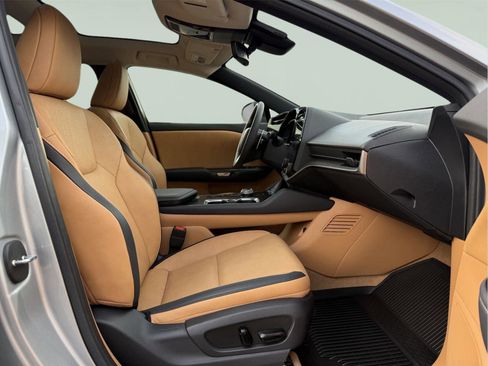 Certified 2024 Lexus RZ 300e Premium w/ Accessory Package (Z1) FWD image 24